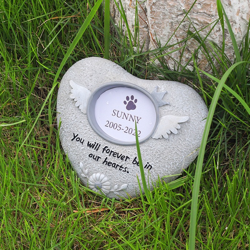 Pet Memorial Stone with Photo Frame