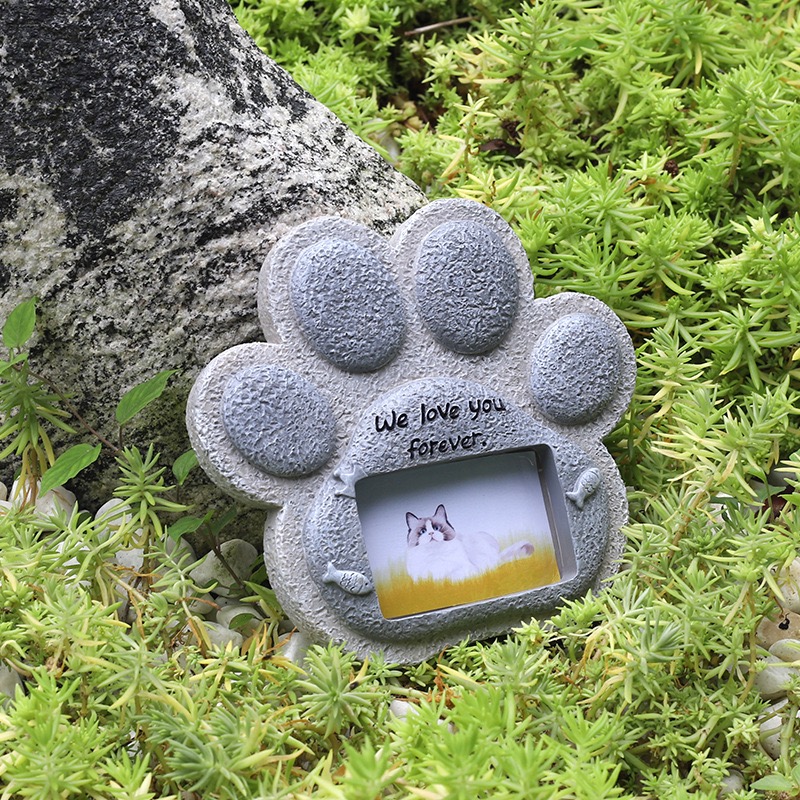 Pet Memorial Stone with Photo Frame